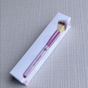 it cosmetics Limited Edition heavenly luxe Complexion Brush